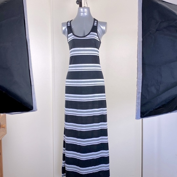 Striped Black and White Maxi Dress - Picture 1 of 16